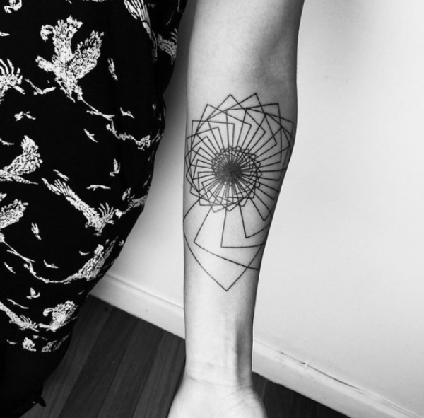 Desain aksen spiral